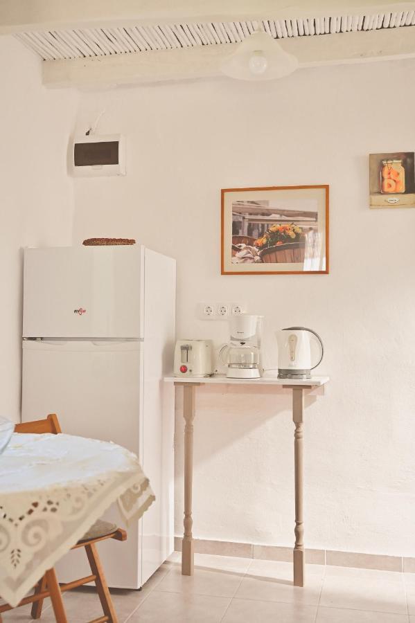 To Spiti Tou Papa Sto Vouno Guest House Kamilari Bagian luar foto