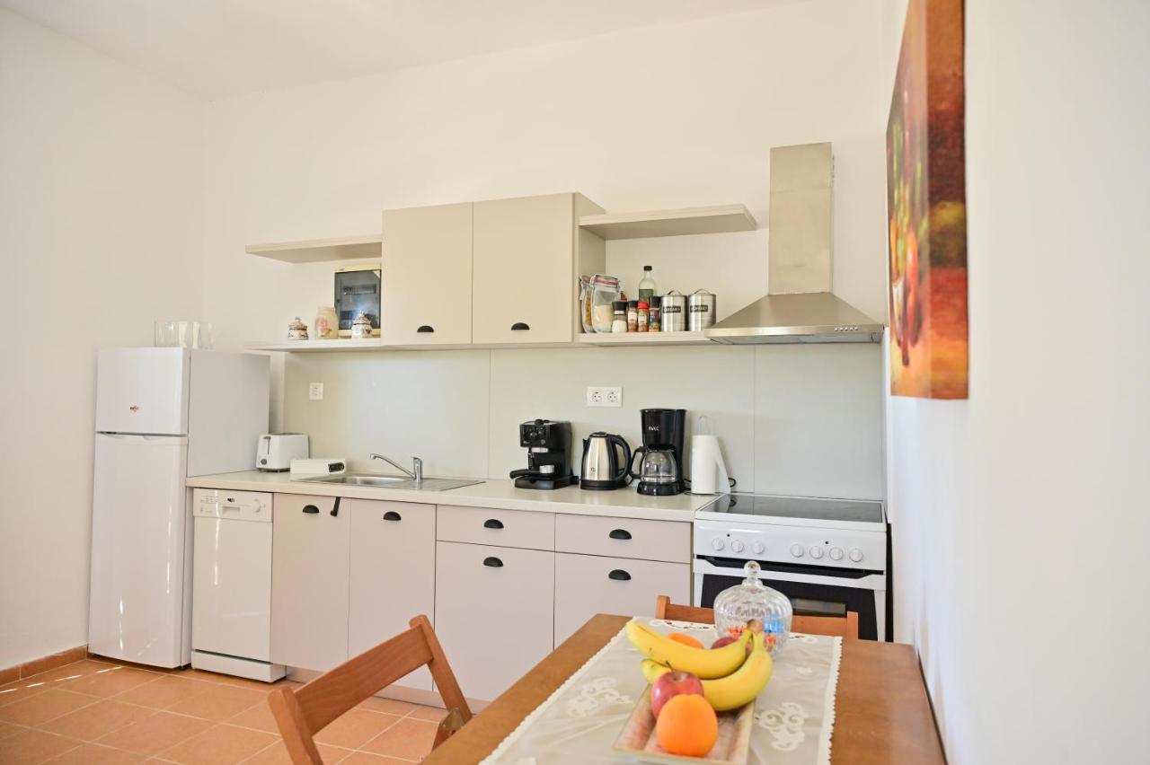 To Spiti Tou Papa Sto Vouno Guest House Kamilari Bagian luar foto