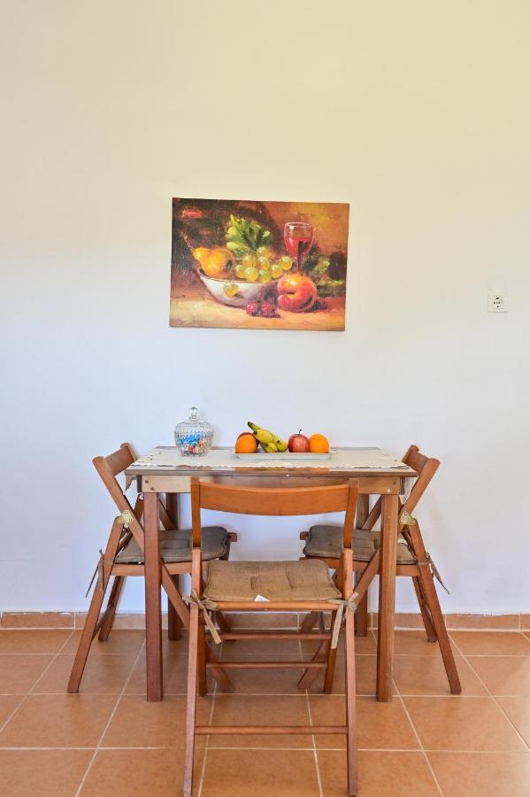 To Spiti Tou Papa Sto Vouno Guest House Kamilari Bagian luar foto